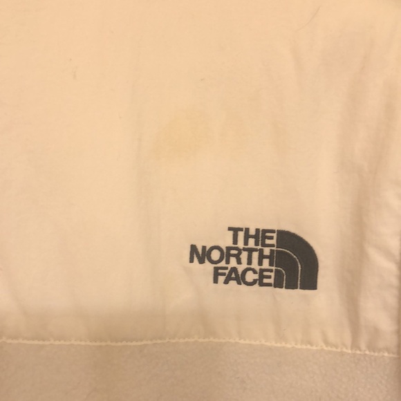 Women’s North Face - Medium - White - Picture 4 of 4